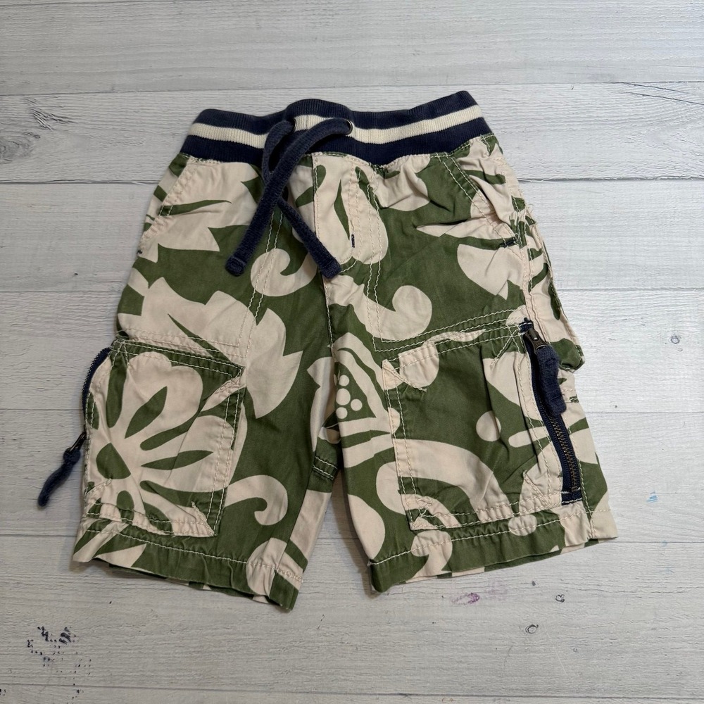 Mini Boden boys green white tropical print 1.5-2 years